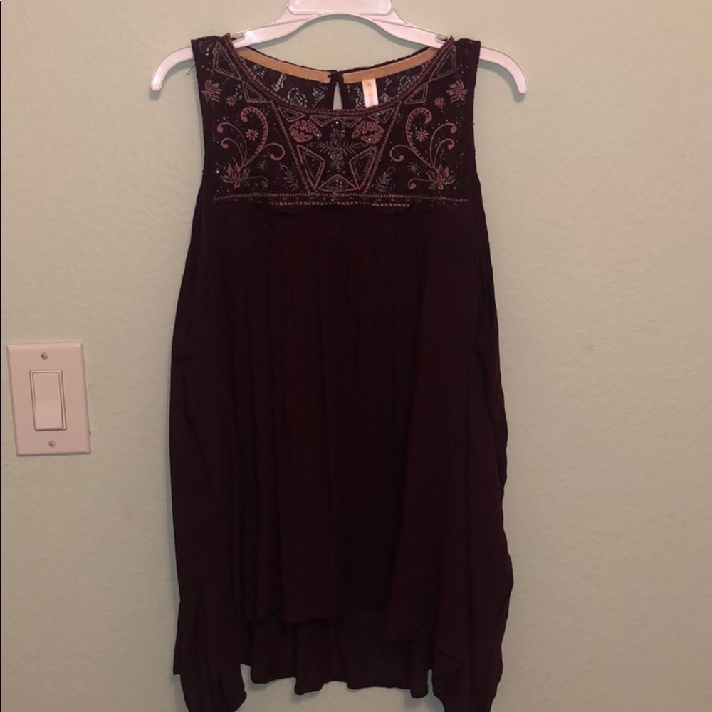 Long sleeve cold shoulder top